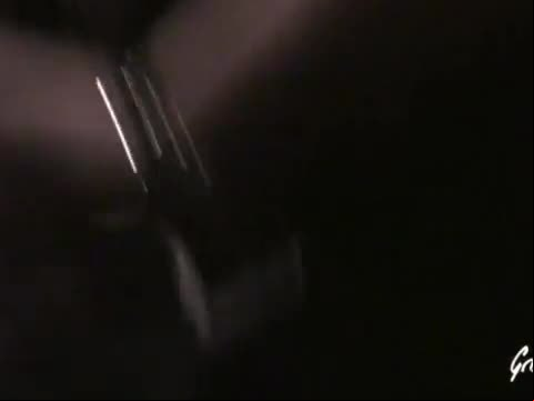 Abordée en boîte de nuit elle se fait défoncer pour une scène x